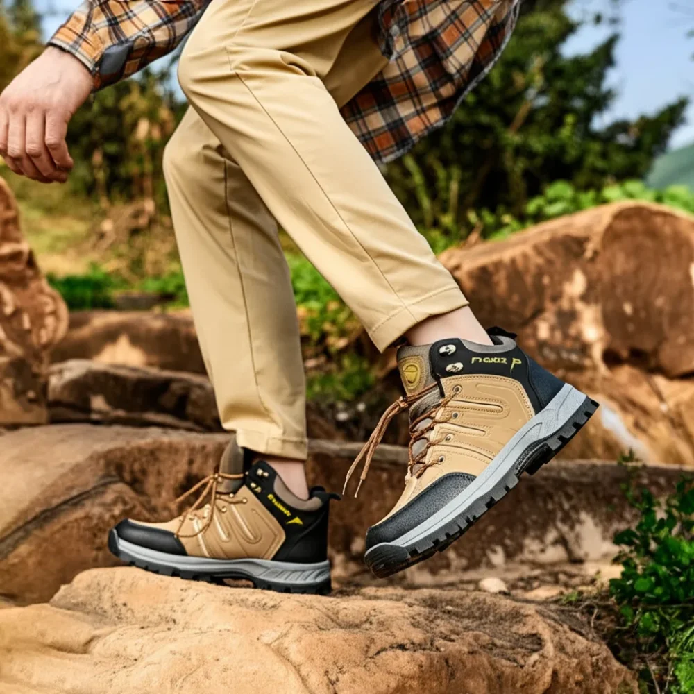 vizaro.lk Stoneberg Hiking Boots Tan Black