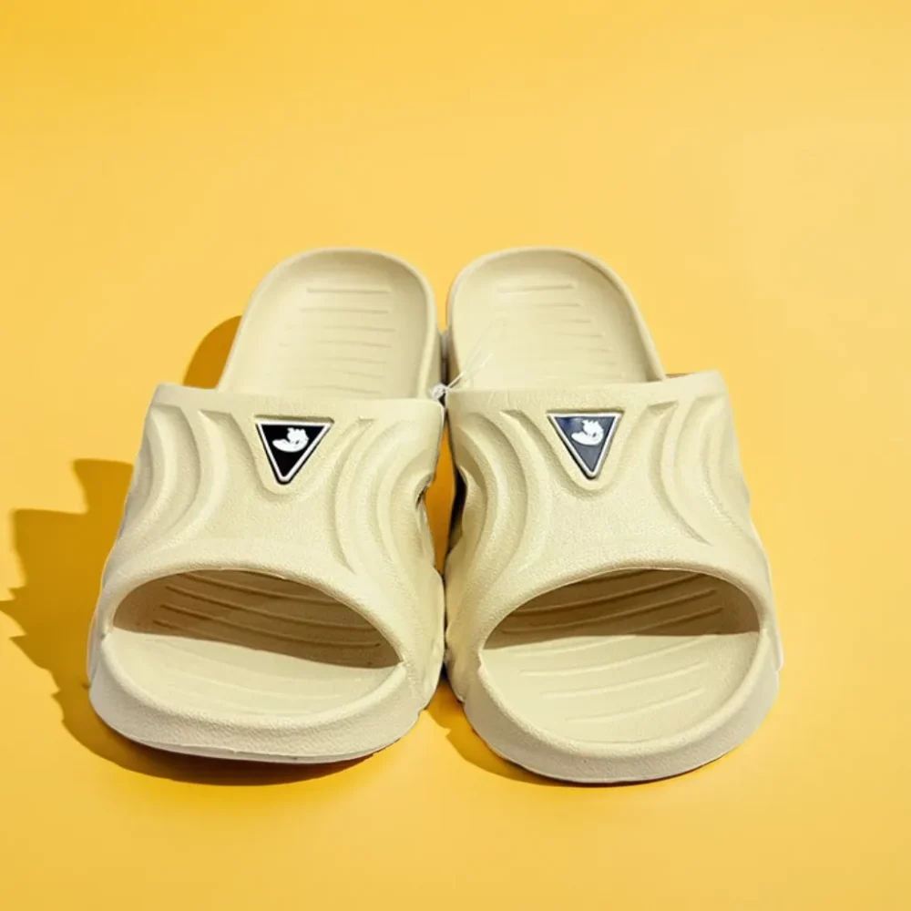 vizaro.lk Emblem Chunky Slide Sandals .png