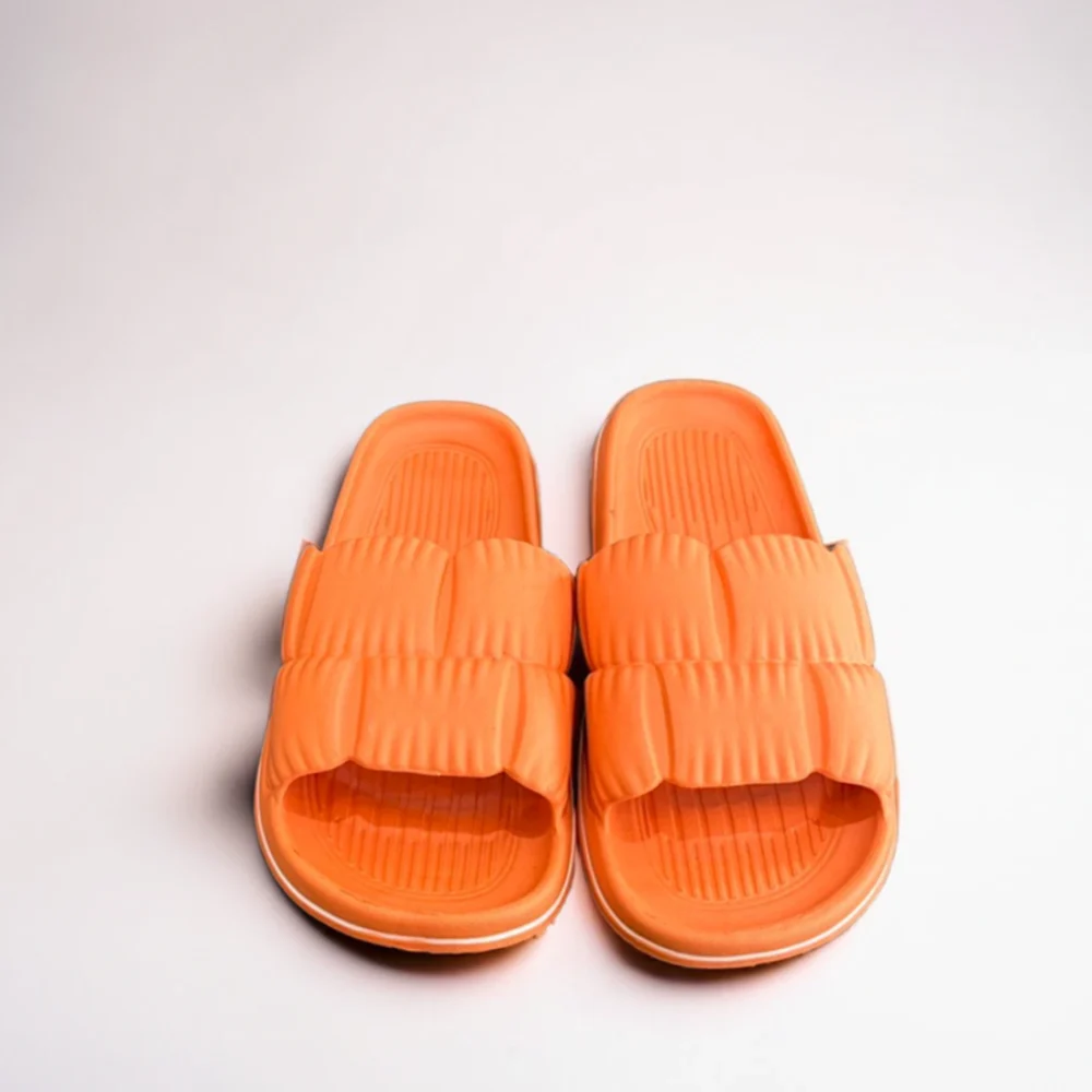 Vizaro Quilted Slide Sandals